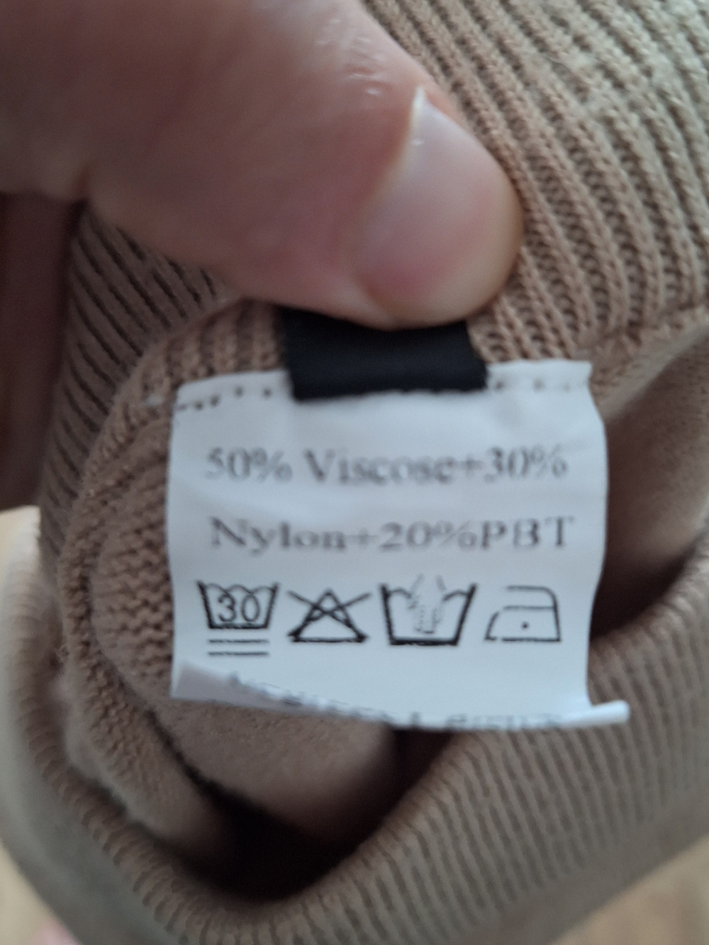 Women's Beige Knit Jogger Pants Size L Relaxed Fit Pleated Front Tapered - Picture 4 of 8
